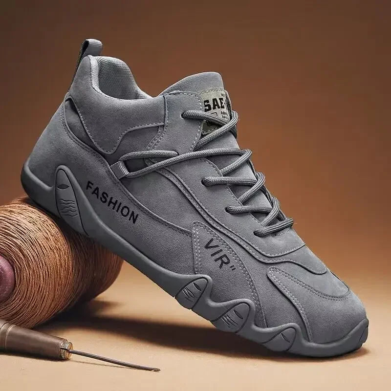 2025 new men shoes breathable non slip work shoes for male fashion sneakers outdoor walking flats skateboard sneakers