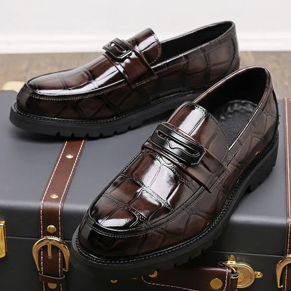 Autumn and Winter New Men Retro Dress Shoes PU Black Brown British Busines Fashion High Quality Le Fu Shoes Size 38-48 Men Shoes