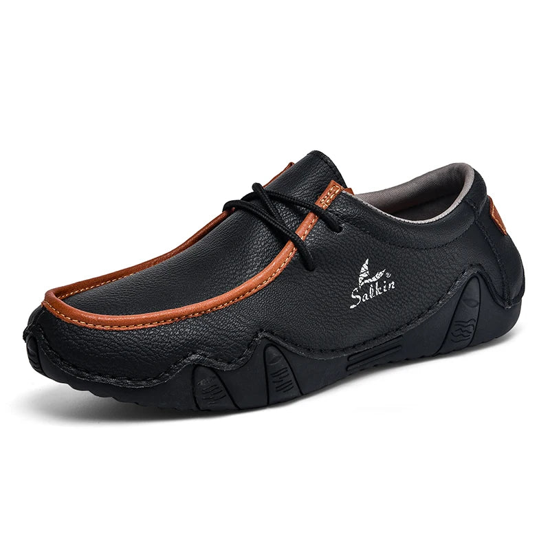 New 2024 Fashion Handmade Leather Casual Men Shoes Design Sneakers Man Loafers Breathable Low Top Flat Shoes Driving Plus Size