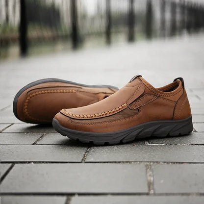 2025 Fashion Brands Men Casual Shoes Mens Loafers Moccasins Breathable Slip on Retro Driving Shoes Men Sneakers Plus Size 39-48