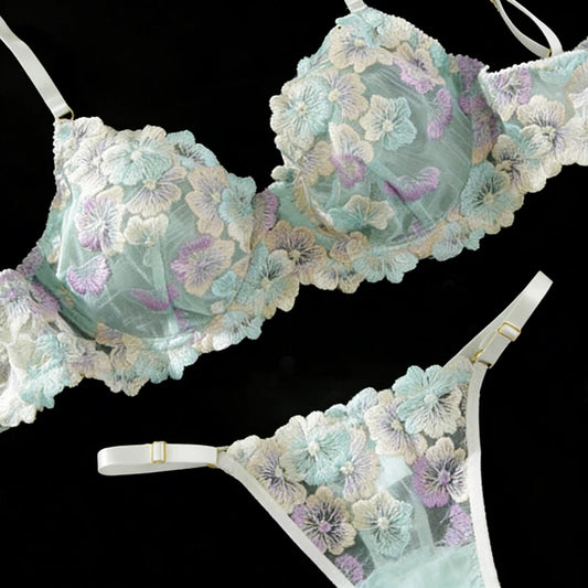 Lingerie Sexy Delicate Underwear Bra and Panties Lace Embroidery Set Fairy women Beautiful Brief Sets
