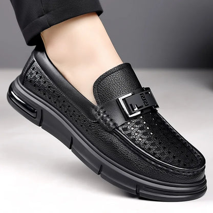 2025 Summer Hallow Casual Leather Shoes for Men Fashion New Designer Solid Color Luxury Shoes Male British Business Shoe Man