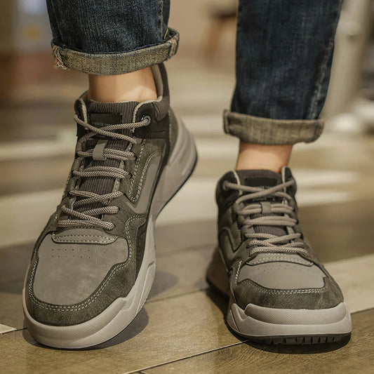 New casual men's board shoes Comfortable Thick Bottom Quality Style  Autumn and Winter Outdoor Shoes for Youth classics gray