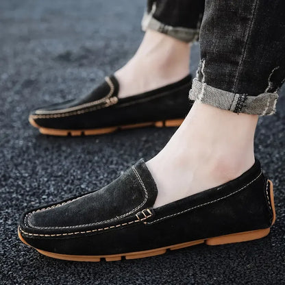 New Men Casual Shoes Fashion Summer Mens Shoes Suede Leather Mens Loafers Moccasins Brand Slip On Male Flat Driving Shoes Brown
