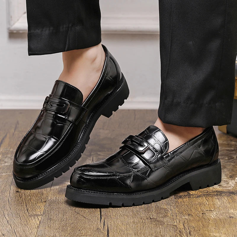 Autumn and Winter New Men Retro Dress Shoes PU Black Brown British Busines Fashion High Quality Le Fu Shoes Size 38-48 Men Shoes