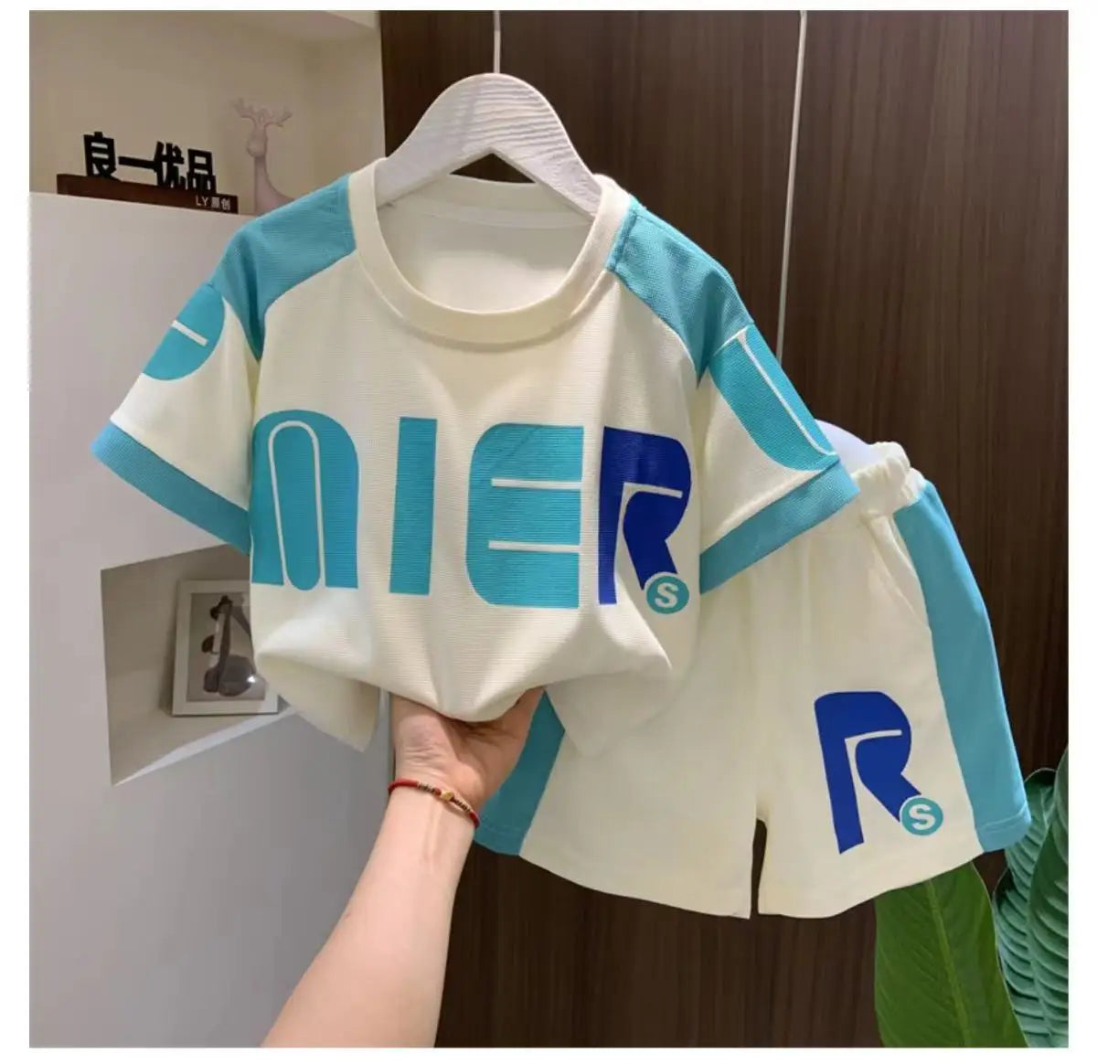 Boys Summer Clothing Children's Fashion Short sleeved Set New Korean Edition Fashionable Boys Summer Thin Casual Two Piece Set