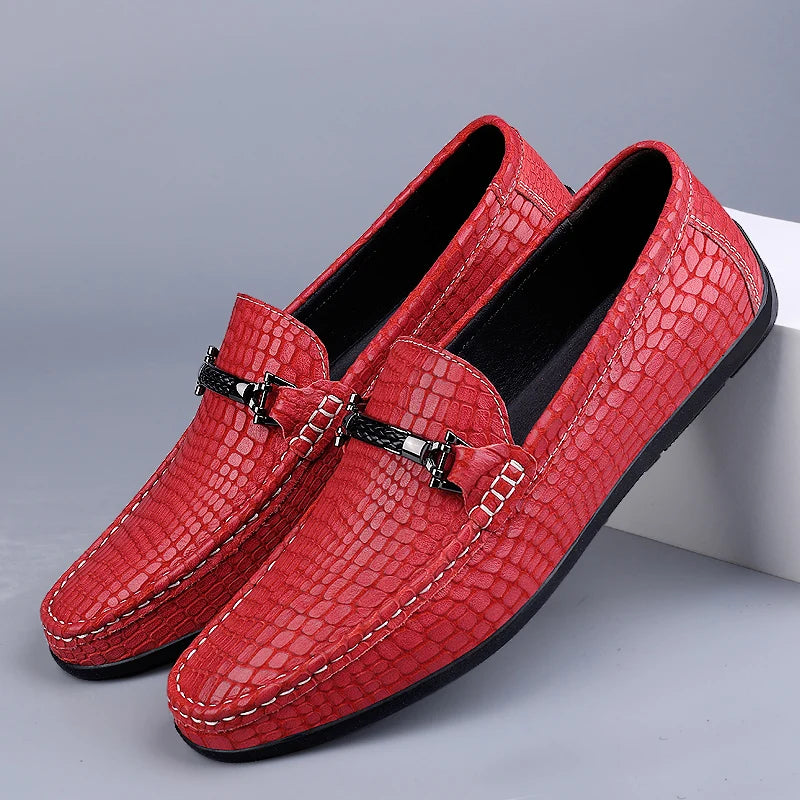 Summer Genuine Leather Men Loafers Breathable Flats Men's Casual Shoes Moccasins Man Lightweight Driving Shoes Red Wedding Shoes