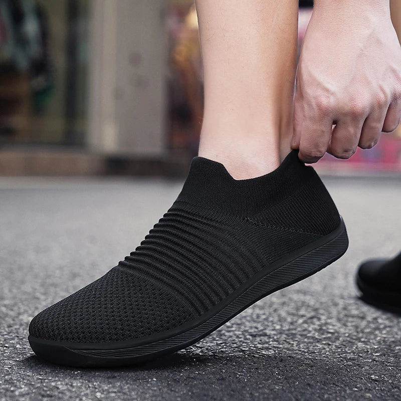 Pumass Unisex Wide Barefoot Shoes for Men Women Outdoor Trail Running Minimalist Walking Shoes Lightweight and Breathable