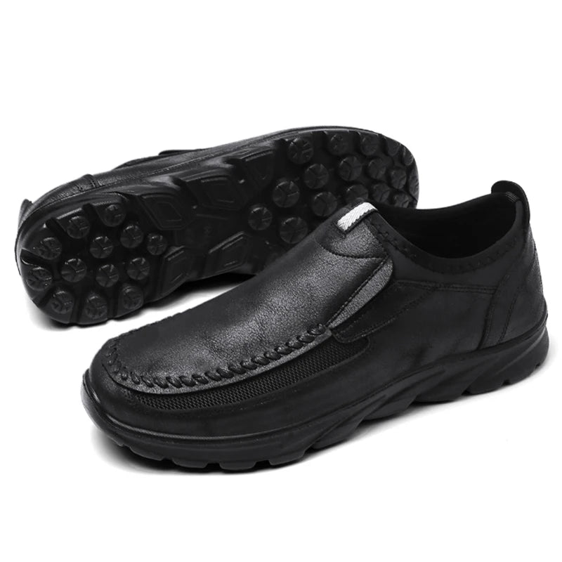 2025 Brands Fashion Men Casual Shoes Mens Loafers Moccasins Breathable Slip on Retro Driving Shoes Men Sneakers Plus Size 39-48
