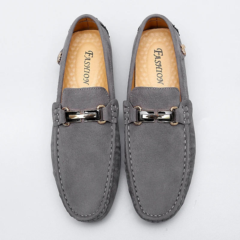 Elegantes Men Loafers Soft Moccasins Spring Autumn Male Leather Shoes Men Slip on Flats Lightweight Driving Shoes New Lazy Shoes