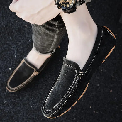 New Men Casual Shoes Fashion Summer Mens Shoes Suede Leather Mens Loafers Moccasins Brand Slip On Male Flat Driving Shoes Brown