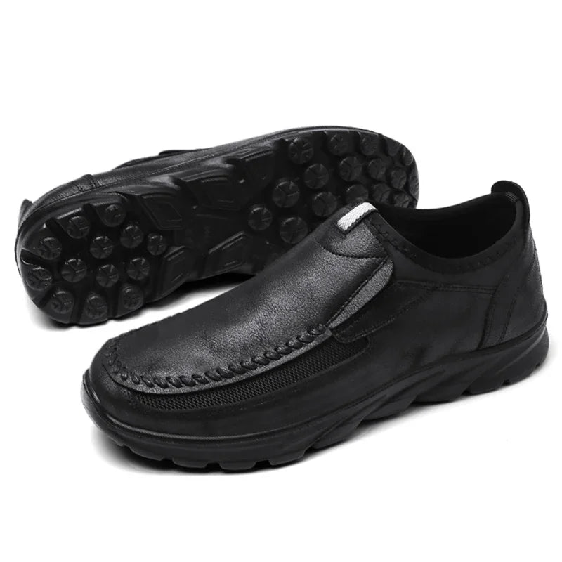 2025 Fashion Brands Men Casual Shoes Mens Loafers Moccasins Breathable Slip on Retro Driving Shoes Men Sneakers Plus Size 39-48