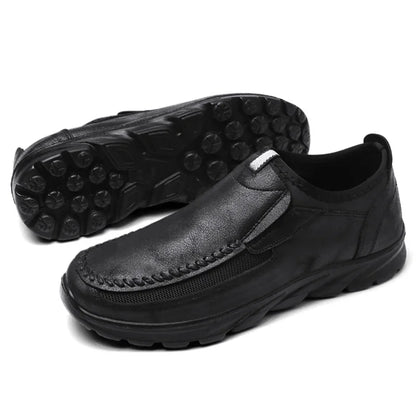 2025 Fashion Brands Men Casual Shoes Mens Loafers Moccasins Breathable Slip on Retro Driving Shoes Men Sneakers Plus Size 39-48