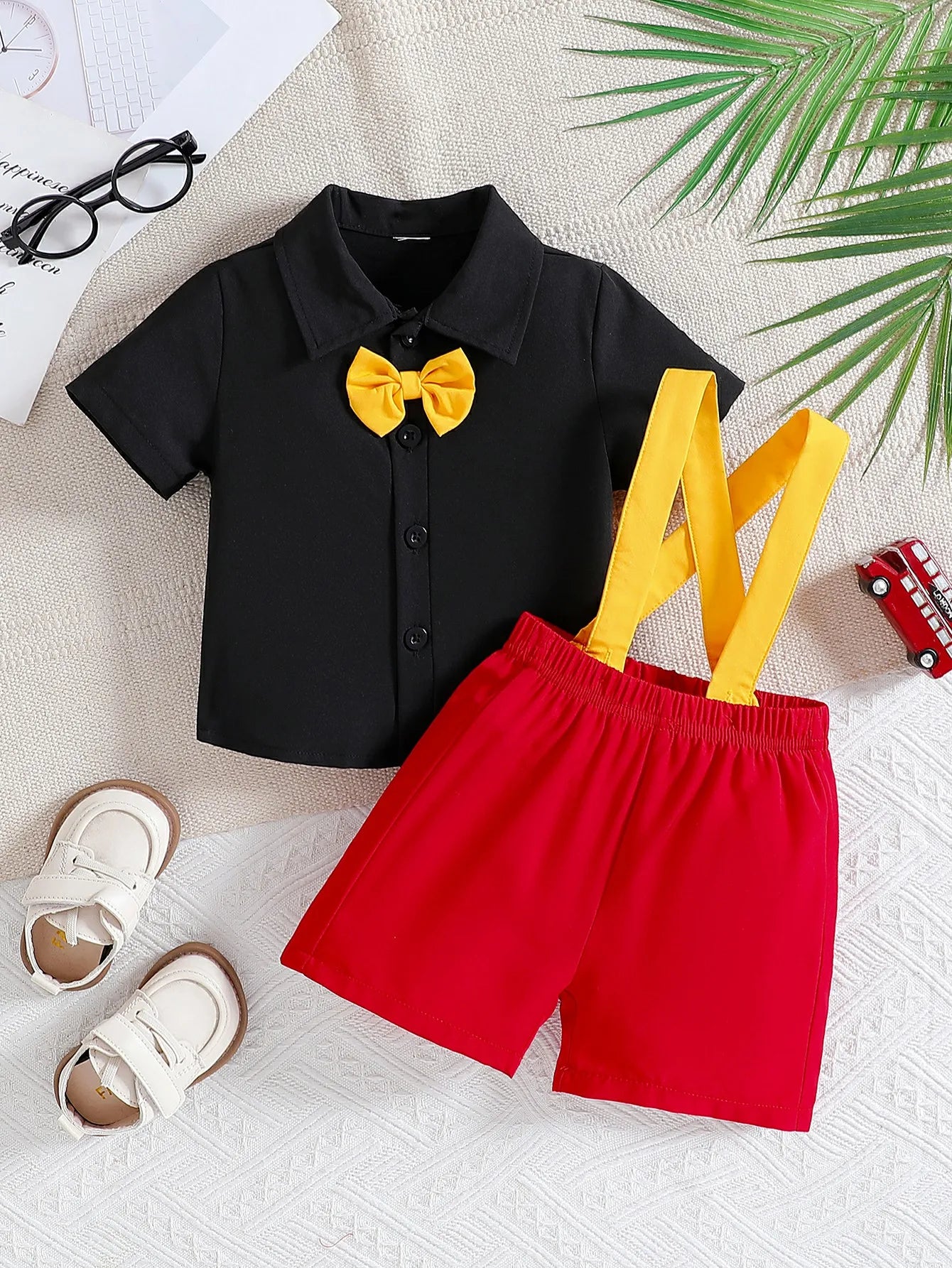 Summer New Arrival Boys’ Suit, British Style Children’s Fashion Clothing with Short-Sleeved Shirt and Striped Overalls Two-Piece