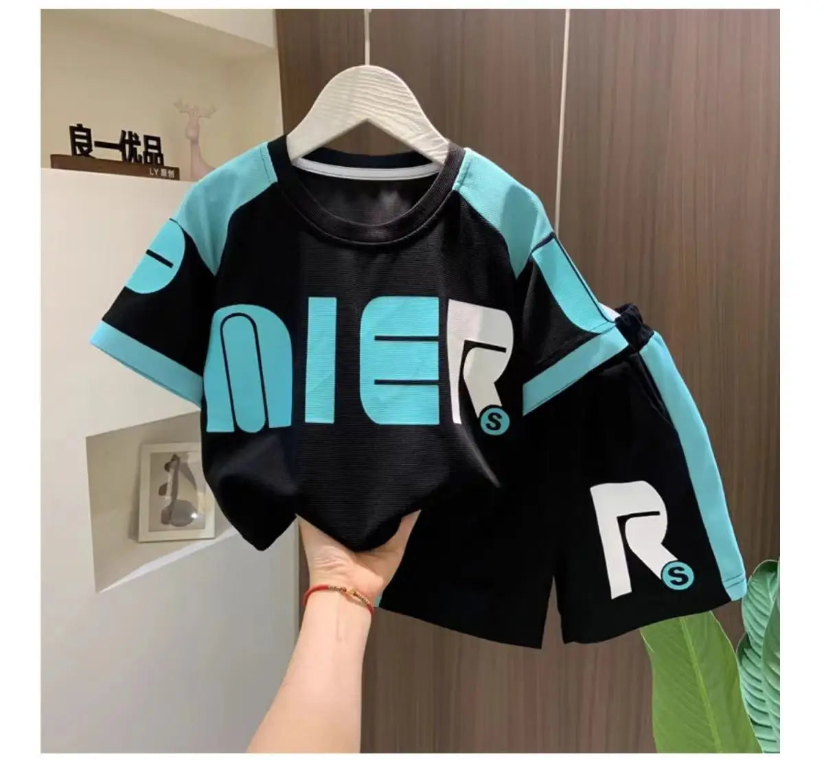 Boys Summer Clothing Children's Fashion Short sleeved Set New Korean Edition Fashionable Boys Summer Thin Casual Two Piece Set