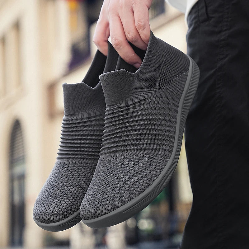 Pumass Unisex Wide Barefoot Shoes for Men Women Outdoor Trail Running Minimalist Walking Shoes Lightweight and Breathable