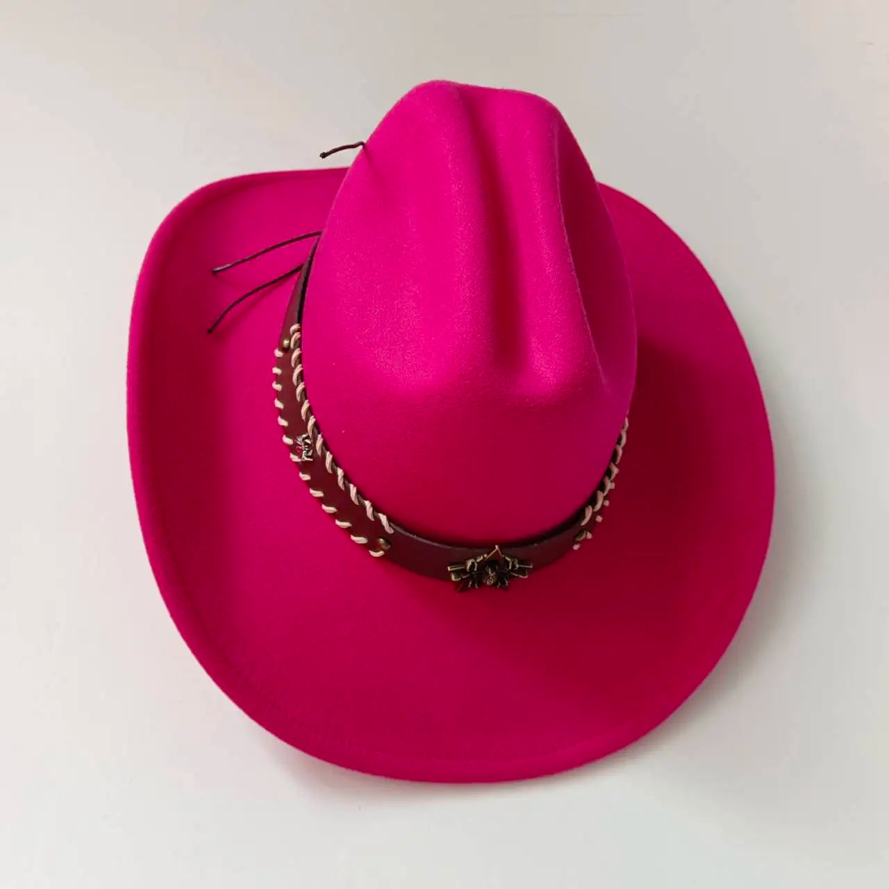 Cowboy hat cow head accessories cowboy hat monochrome felt hat men and women big brim outdoor hat knight hat