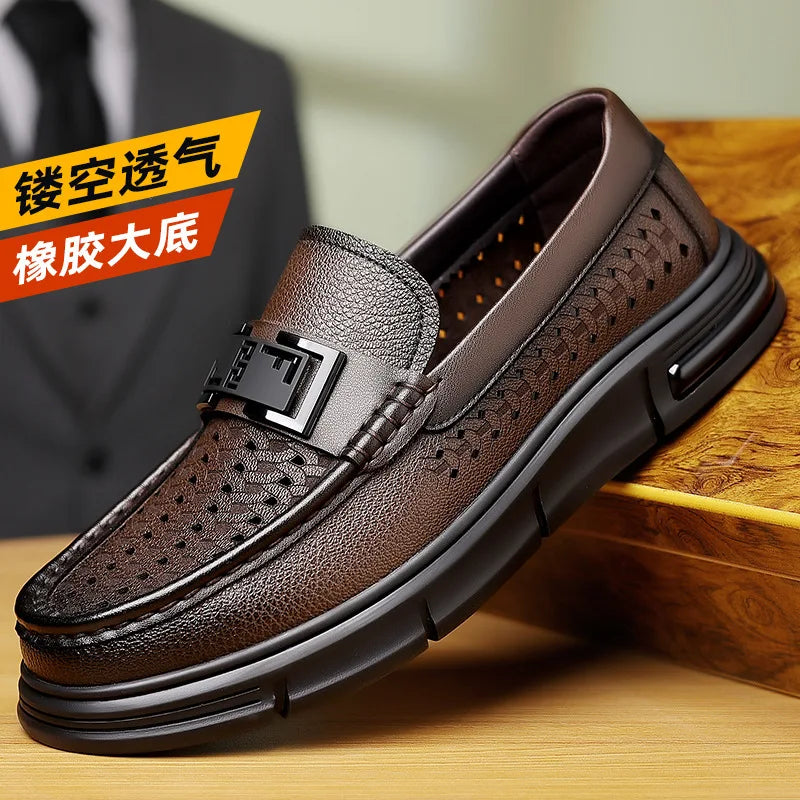 2025 Summer Hallow Casual Leather Shoes for Men Fashion New Designer Solid Color Luxury Shoes Male British Business Shoe Man