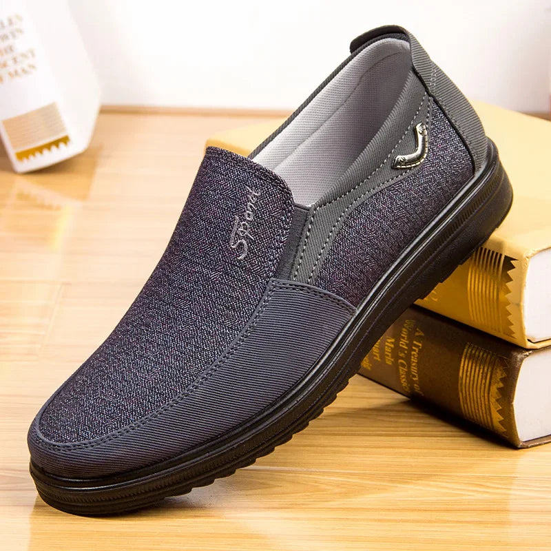 2023 Shoes Men Summer Classic Loafers Men Casual Shoes Breathable Walking Flat Sneakers Plus Size Mens Shoes for Men